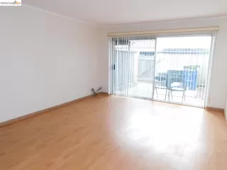 Photo #2: 41027109 Listing