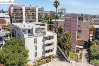 Photo #1: 41027136 Listing 