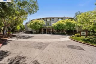 Photo #2: 41027340 Listing