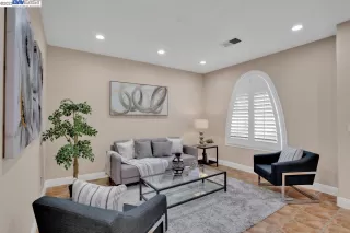 Photo #3: 41027348 Listing