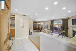 Photo #1: 41027354 Listing