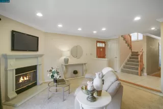 Photo #5: 41027354 Listing