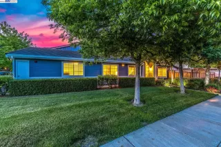 Photo #1: 41027381 Listing 