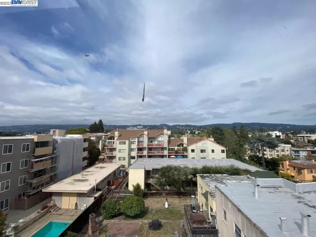 MLS: 41027398 Condo For Sale