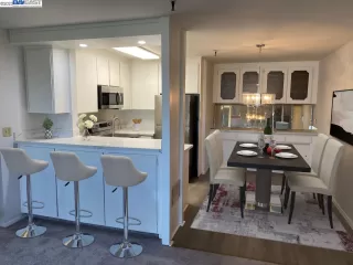 Photo #2: 41027398 Listing 