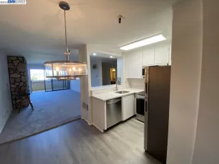 Photo #5: 41027398 Listing 