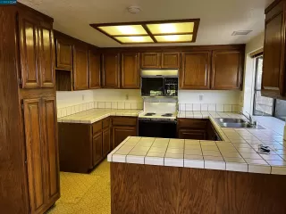 Photo #4: 41027418 Listing