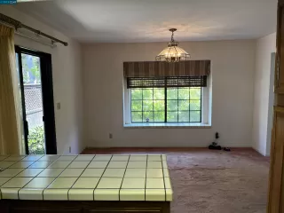 Photo #5: 41027418 Listing