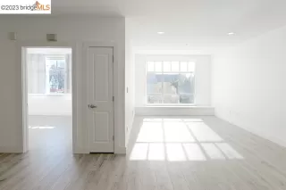 Photo #4: 41027432 Listing