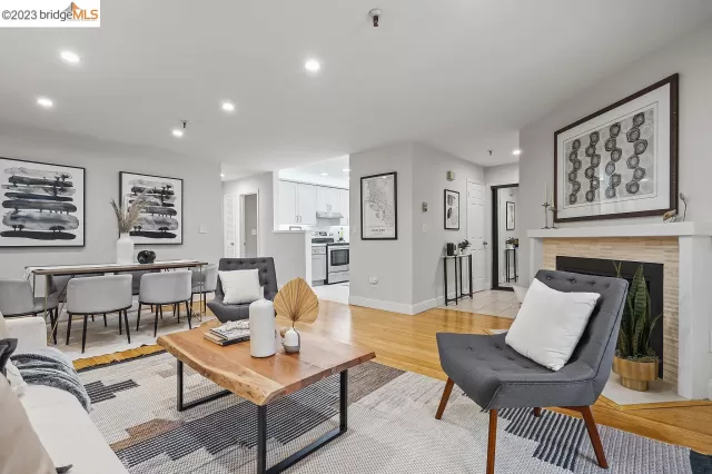 MLS: 41027499 Condo For Sale