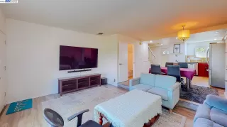 Photo #6: 41027557 Listing