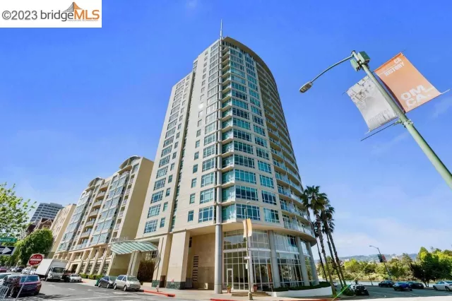 MLS: 41027597 Condo For Sale