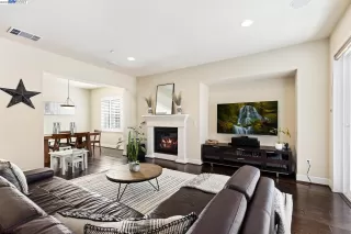 Photo #4: 41027604 Listing