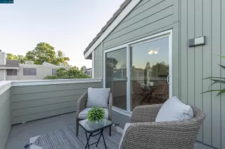 Photo #2: 41027644 Listing