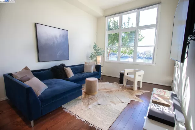 MLS: 41027653 Condo For Sale