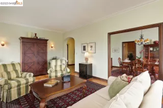 Photo #4: 41027692 Listing 