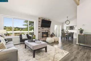 Photo #5: 41027721 Listing 