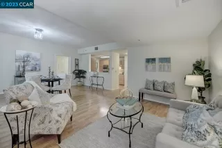 Photo #5: 41027754 Listing