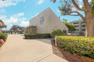 Photo #6: 41027788 Listing