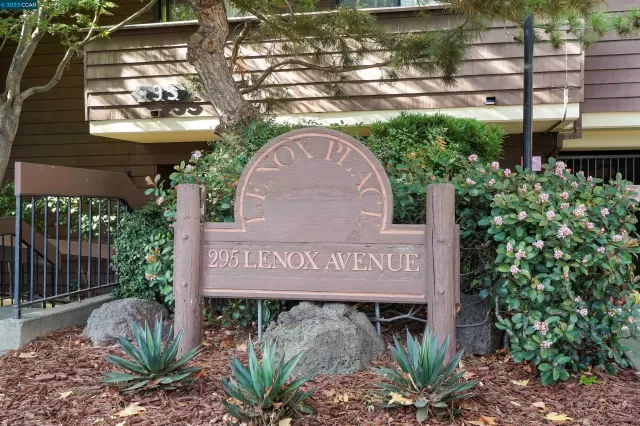 MLS: 41027812 Condo For Sale