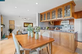 Photo #5: 41027812 Listing 