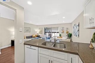 Photo #3: 41027846 Listing 