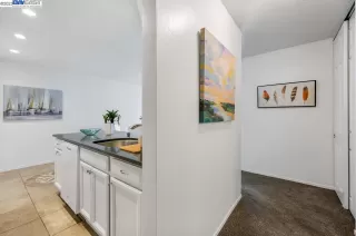 Photo #6: 41027855 Listing