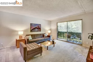 Photo #2: 41027902 Listing