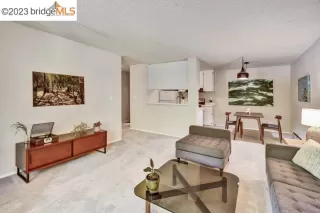 Photo #3: 41027902 Listing