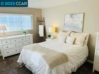 Photo #5: 41027963 Listing