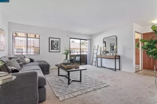 Photo #1: 41027969 Listing 