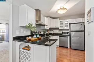 Photo #6: 41027969 Listing 