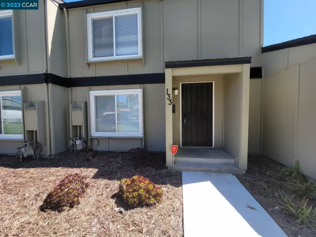 MLS: 41027981 Condo For Sale