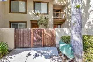 Photo #3: 41028000 Listing