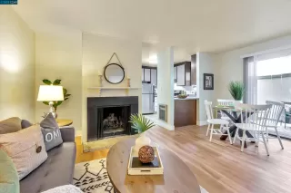 Photo #3: 41028002 Listing