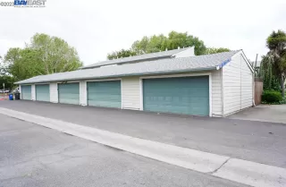 Photo #1: 41028037 Listing 