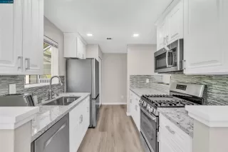 Photo #6: 41028062 Listing