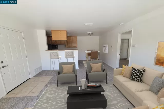 MLS: 41028099 Condo For Sale