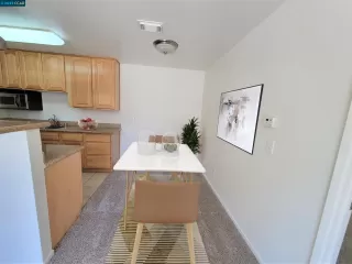 Photo #1: 41028099 Listing 