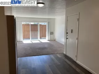 Photo #5: 41028177 Listing 