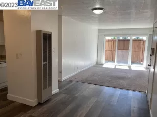 Photo #6: 41028177 Listing 