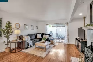 Photo #3: 41028353 Listing 