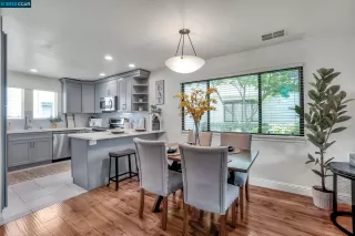 Photo #6: 41028353 Listing 