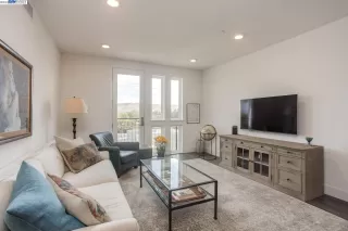 Photo #5: 41028377 Listing