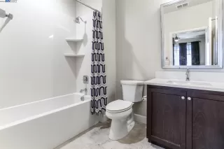 Photo #5: 41028388 Listing