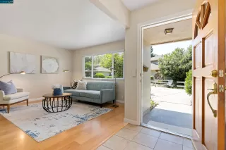 Photo #4: 41028444 Listing