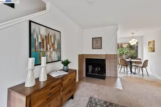 Photo #5: 41028539 Listing