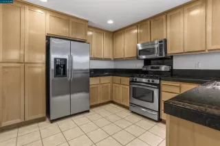 Photo #1: 41028553 Listing 