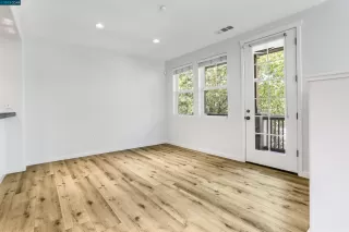 Photo #5: 41028553 Listing 