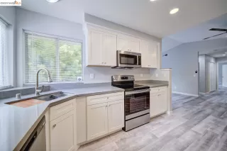 Photo #4: 41028605 Listing